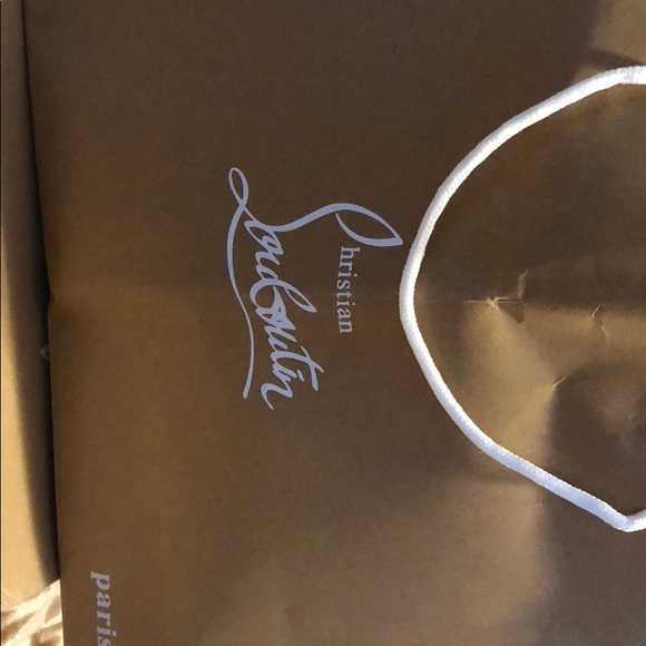 Christian Louboutin - Picture 5 of 5